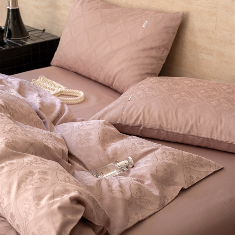 100支长绒棉贡缎提花丝滑裸睡四件套1F.5m1.8公寓床单被套柔软舒