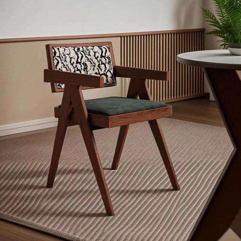 法式复古风餐椅实木家用餐厅椅子单人网红设计师中古昌迪加尔现代