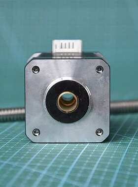 NEMA17马达42直线步进电机机身40mm 轴规格TR8*4 丝杠长300/350