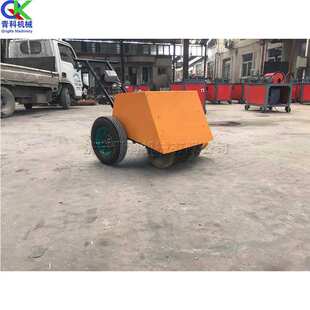 电动彩钢瓦除锈机 彩钢板研磨翻新机 钢板打磨清理机 省事省力