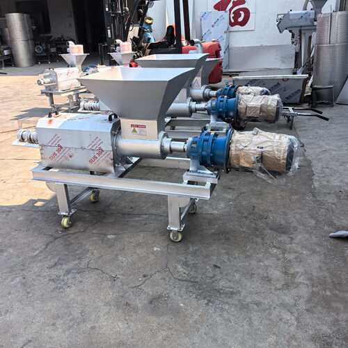中小型养殖场人工上料固液干湿分离机不锈钢猪粪牛粪干湿分离机