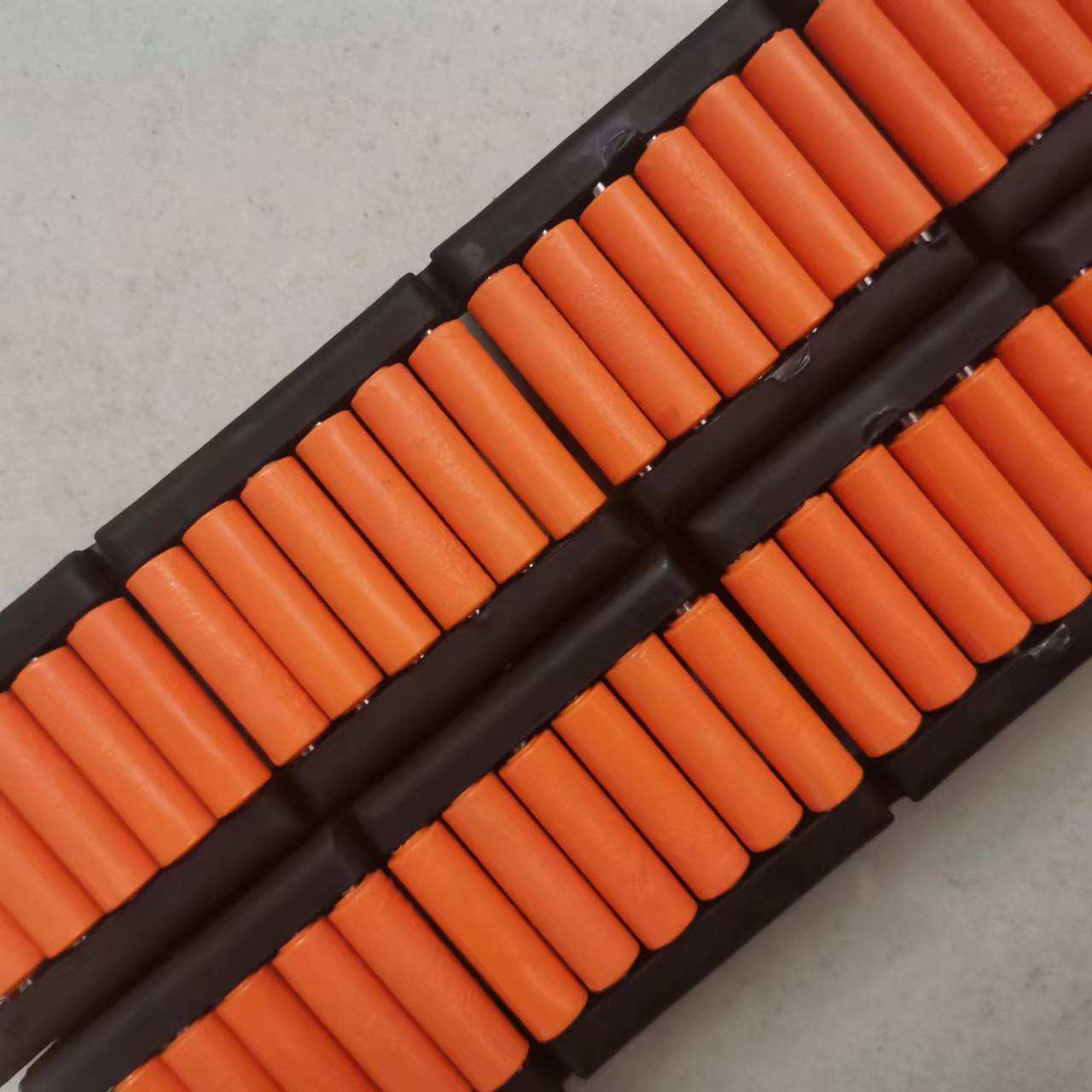 单排塑料滚珠护栏不锈钢算盘式转弯过渡板网带输送机滚珠护板配件