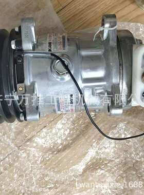 现货供应山推挖掘机配件SE135 SE210地板垫 脚垫