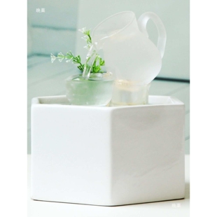 现代轻奢流水喷泉开业玄关创意办公室装饰桌面循环水摆件女士