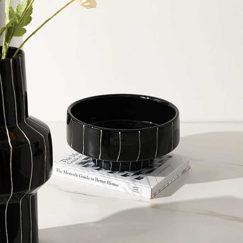 现代极简手绘细线素黑陶瓷花瓶样板房客厅餐桌设计师创意家居饰品,3C数码配件,USB灯,淘宝优惠券,粉丝福利购,淘宝优惠卷