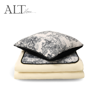 高端汽车内抱枕车用枕头被子两用折叠高档车载午睡毯子.二合一四