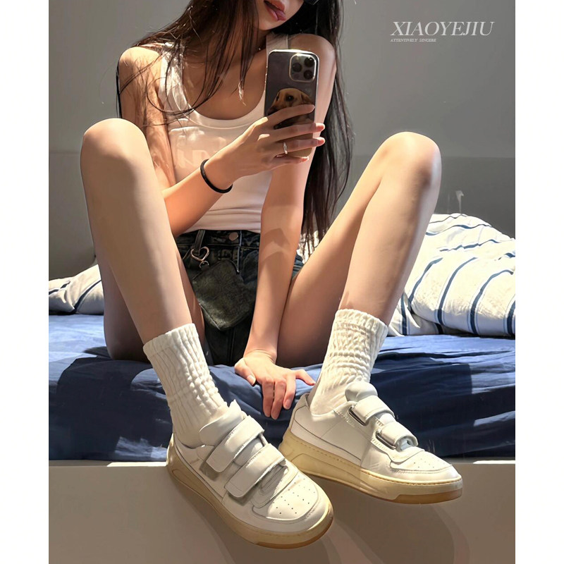 笑脸小白鞋女款2026新款