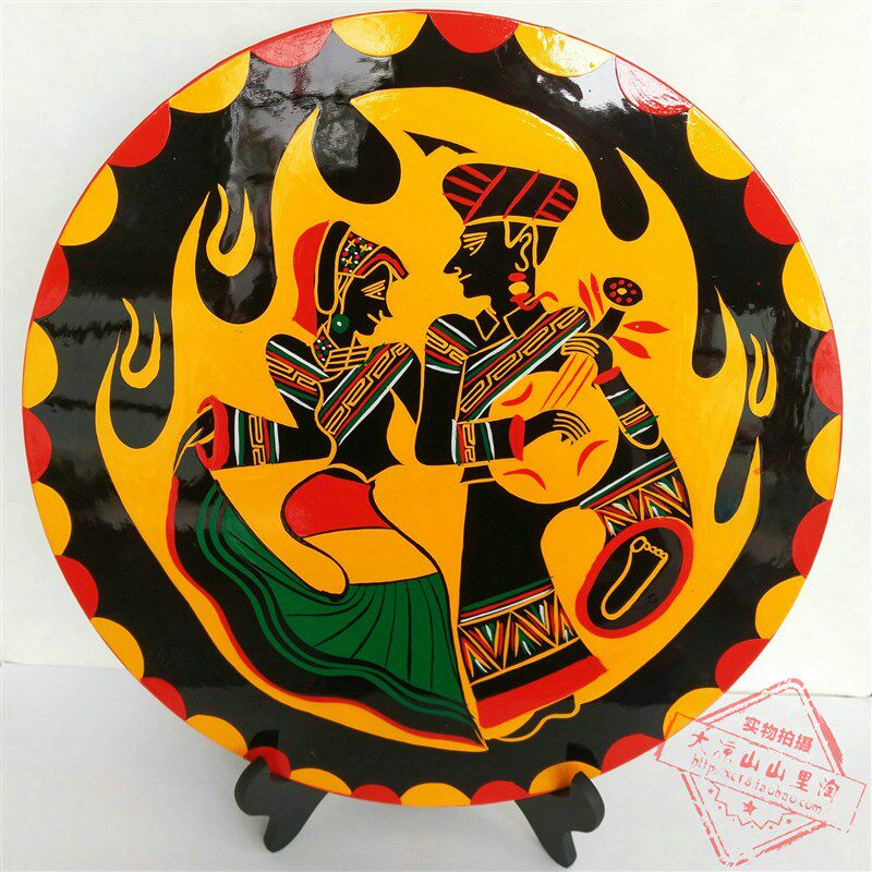 彝族漆器人物画盘 纯手工彩绘木质工艺盘 客厅摆设大号传统漆器盘