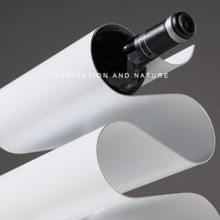 现代轻奢金属S形红酒架酒柜收纳摆件酒吧台软装饰品样板房摆设