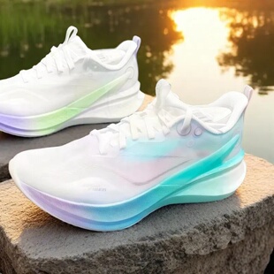 赤兔8pro回弹碳板跑步鞋男款减震竞速学生飞电5c女跑鞋透气弹力