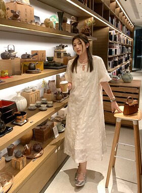 NAZ那子大码2024夏季新款法式提花刺绣流苏盘扣胖mm泡泡袖连衣裙