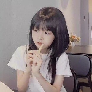 儿童水母头假发女宝宝可爱儿童满月拍照道具全真发空气刘海全头套