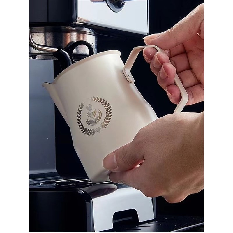 拉花杯304不锈钢拉花缸咖啡打拉花缸尖嘴奶泡杯咖啡工Y具一缸两用