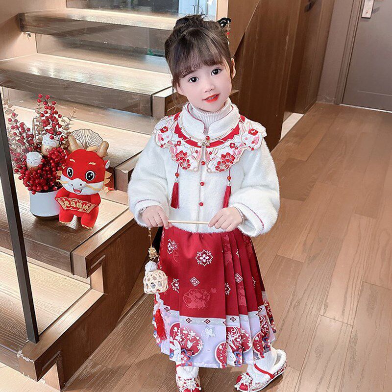 儿童秋冬季新款2024女童马面裙拜年套装洋气女宝宝冬装汉服中国风