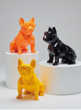 法国斗牛犬摆件几何狗模型玻璃钢材质创意店铺橱窗装饰工艺品礼品