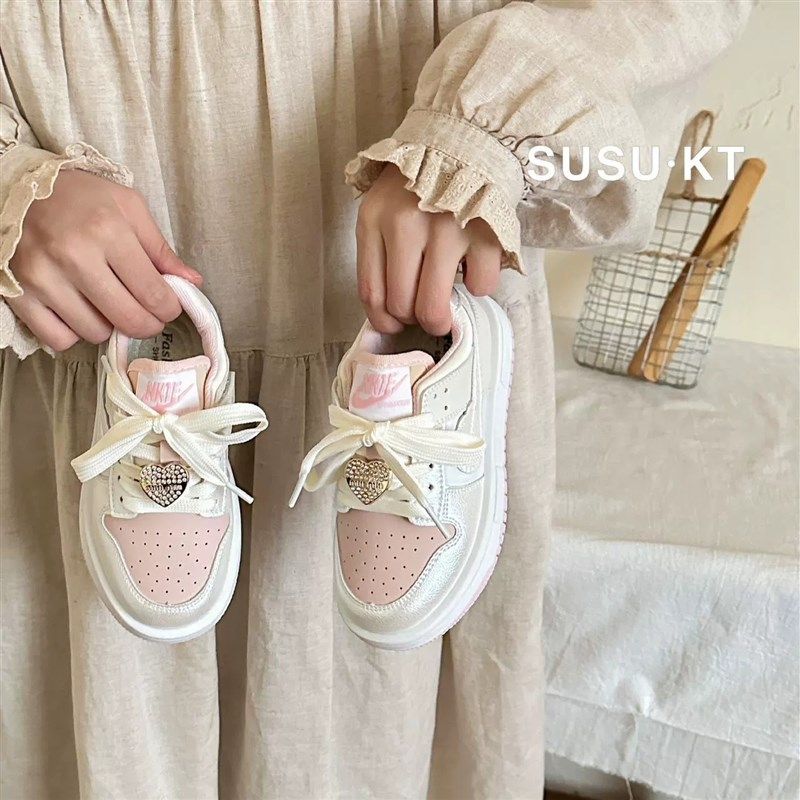 真皮儿童板鞋2025春秋季新款女童时尚挂饰休闲鞋软底防滑男童鞋子,童鞋/婴儿鞋/亲子鞋,板鞋,淘宝优惠券,粉丝福利购,淘宝优惠卷