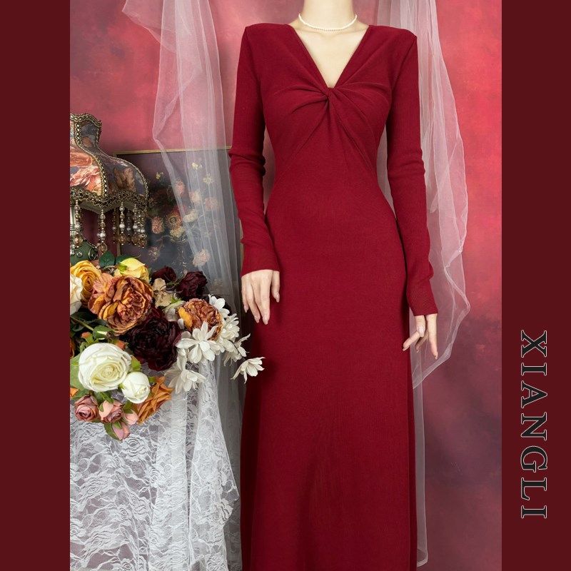 巷里法式复古针织连衣裙秋冬长袖修身气质收腰包臀扭结订婚大摆裙,女装/女士精品,连衣裙,淘宝优惠券,粉丝福利购,淘宝优惠卷