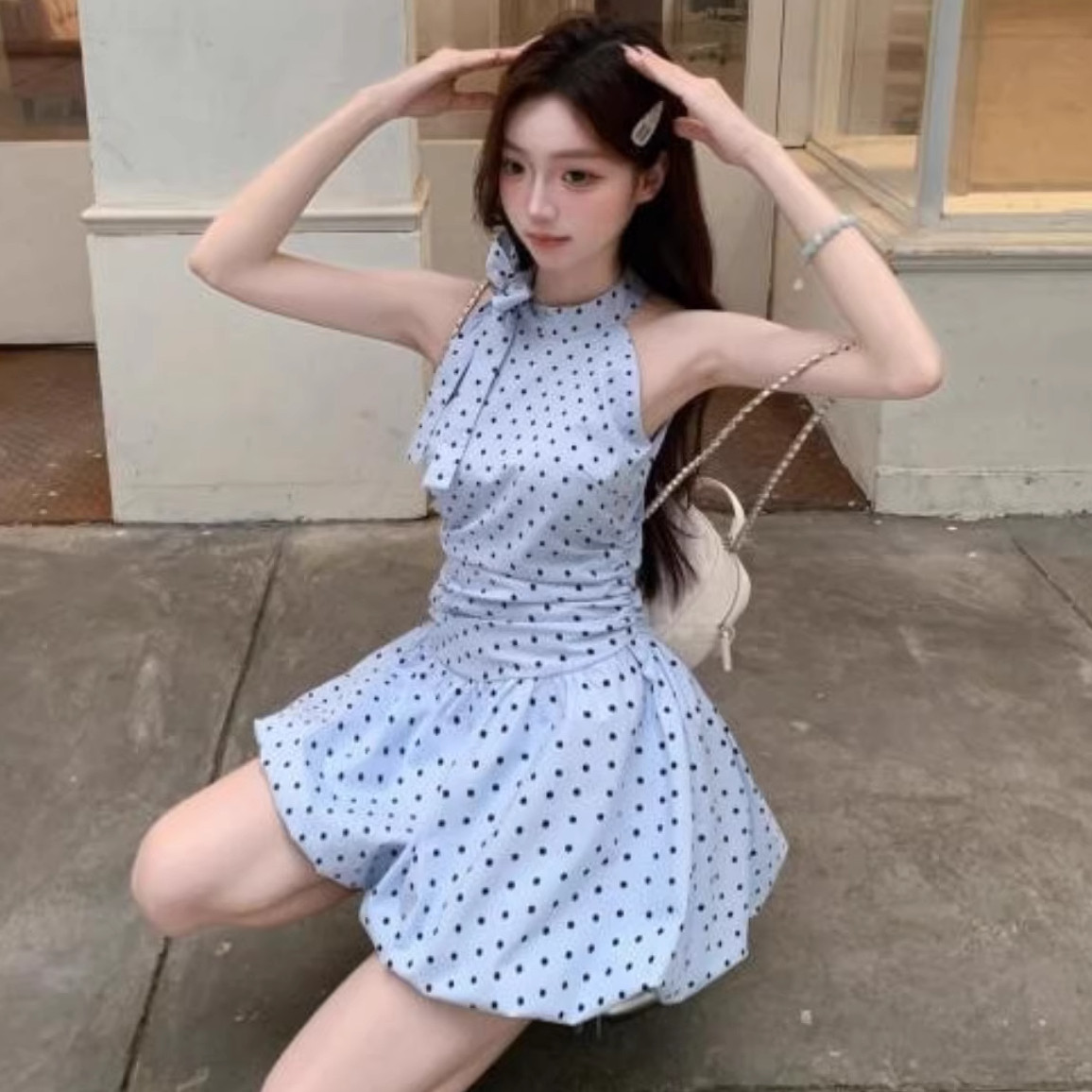 法式蓝色波点绑带挂颈洋