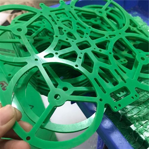 PA6尼龙板加工白色pp塑料板打孔过滤洞洞板透明PVC硬板PE冲床胶板