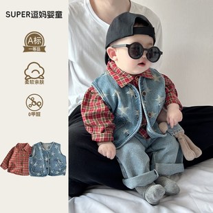 婴儿网红套装男宝宝超洋气牛仔裤马甲衬衫春季新款炸街三件套潮服