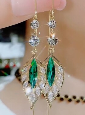2023新款潮闪耀锆石绿色叶子日常百搭耳扣轻奢高级时尚气质耳环女