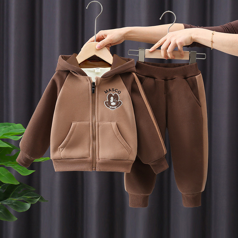 男童加绒套装2023新款洋派宝宝秋季运动衣服帅气潮儿童秋冬款加厚