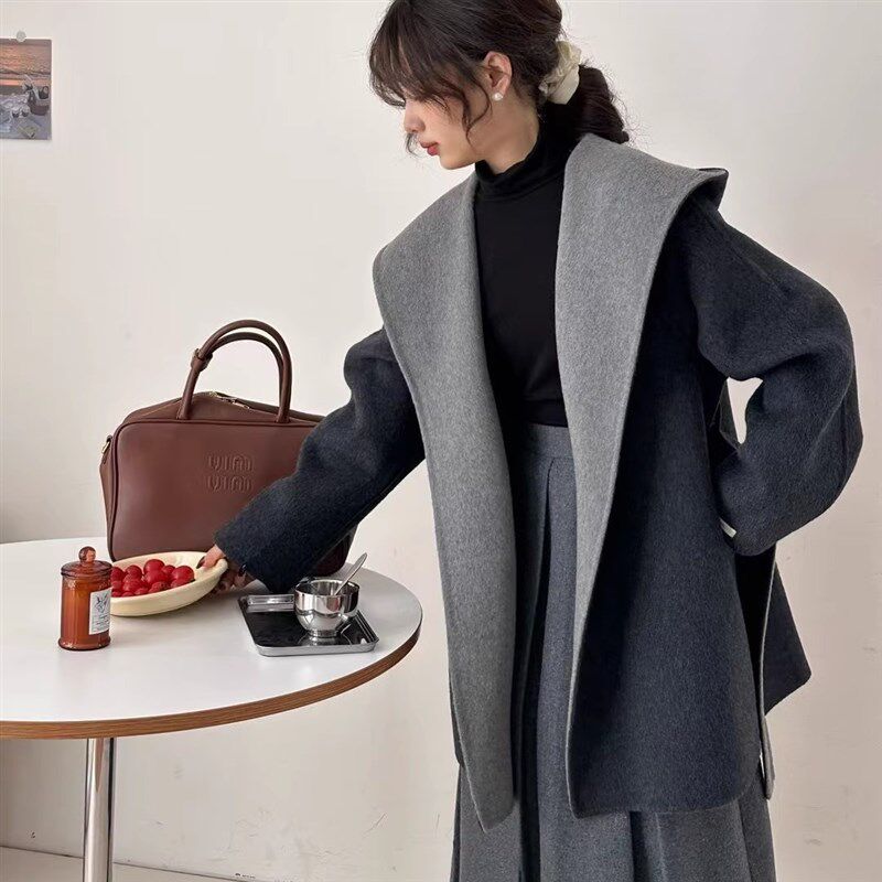 高端撞色连帽双面羊绒大衣女短款小个子系带秋冬新款羊毛呢子外套