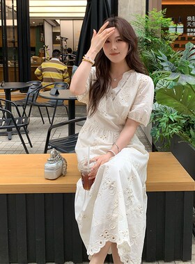 NAZ那子大码精梳棉满幅拼接V领连衣裙夏季短袖胖mm蕾丝刺绣长裙女