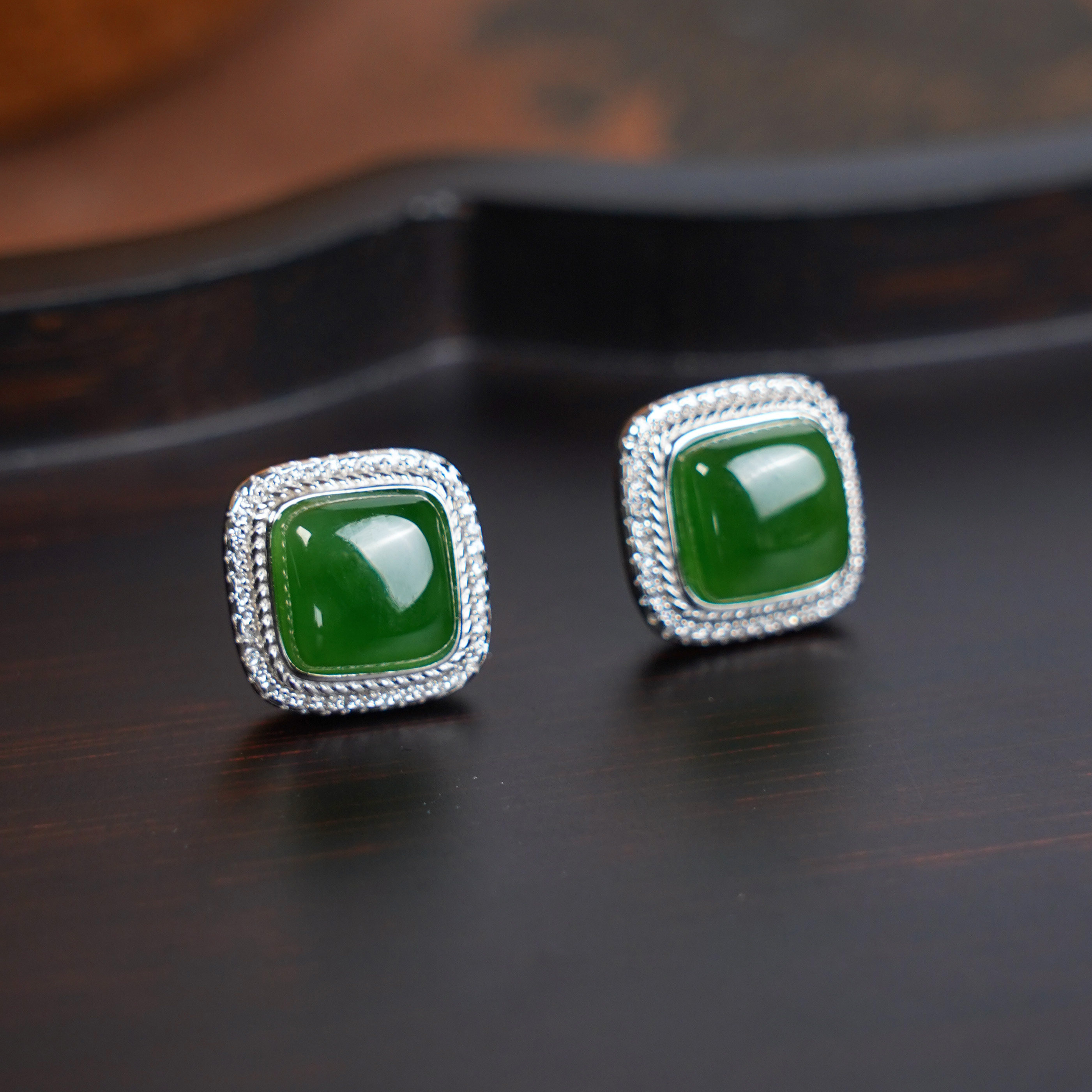 表姐专属 ·龙老板珠宝S925和田玉方形耳饰（8*8*3mm）