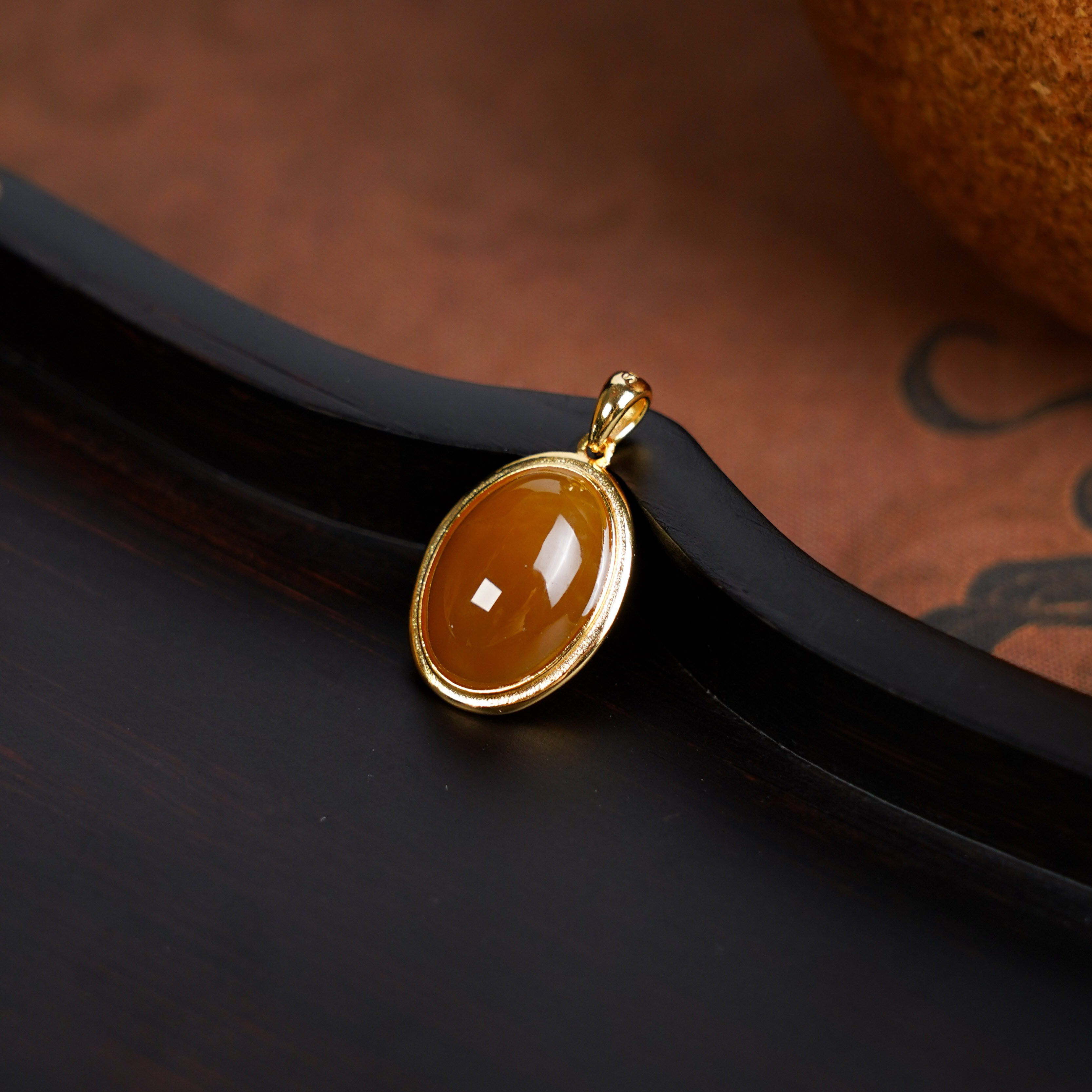 Winnie专属 ·龙老板珠宝S925银镶嵌糖玉蛋面吊坠（10*13mm）