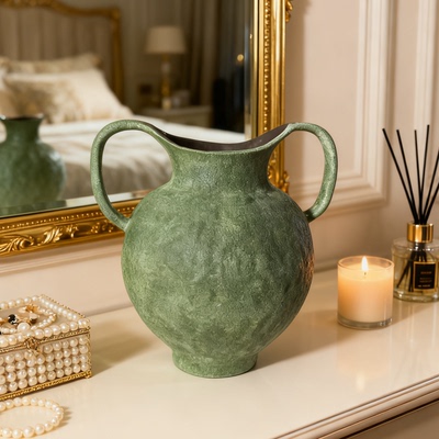 精选A级景德镇手工陶瓷花瓶磨砂绿双耳大号复古百搭家居美学摆件