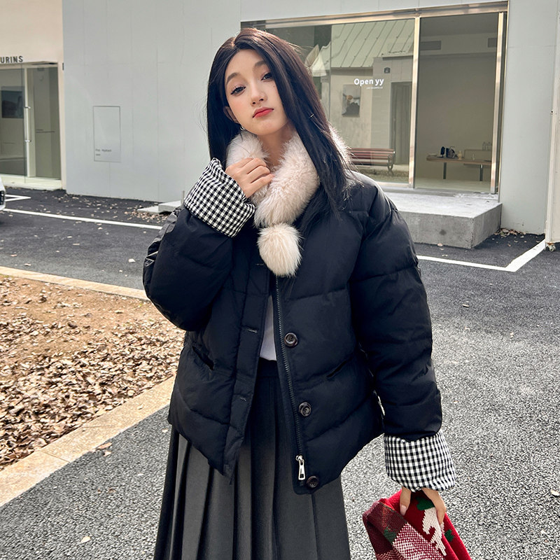 韩国东大门2025短款羽绒棉服女格子撞色高级感小个子围脖毛领外套