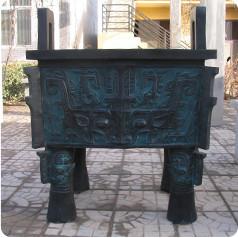 铜三足鼎圆鼎雕塑寺庙历史纪念场馆供应黄铜方形大鼎香炉金属摆件