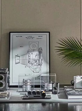 样板间书房装饰品软装摄影师主题组合书桌相机模型胶卷摆件家居