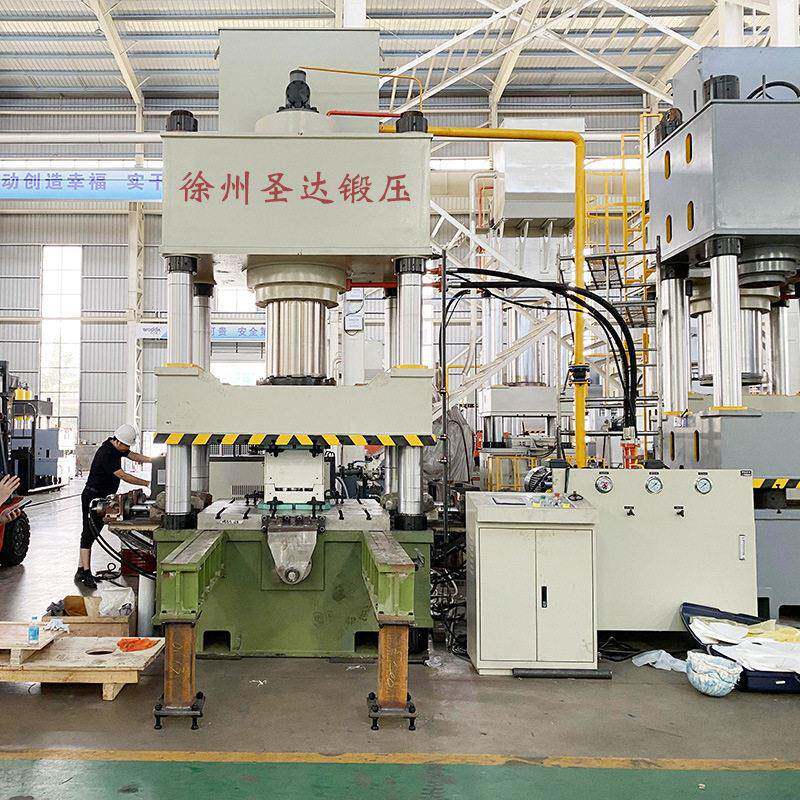 徐州圣达锻压630T吨PE防弹头盔模压四柱液压机防暴背心成型油压机
