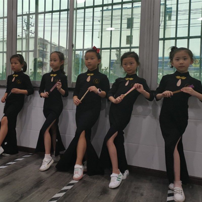 儿童形体礼仪训练服女童模特走秀长袖旗袍裙秋冬长款中国风演出服