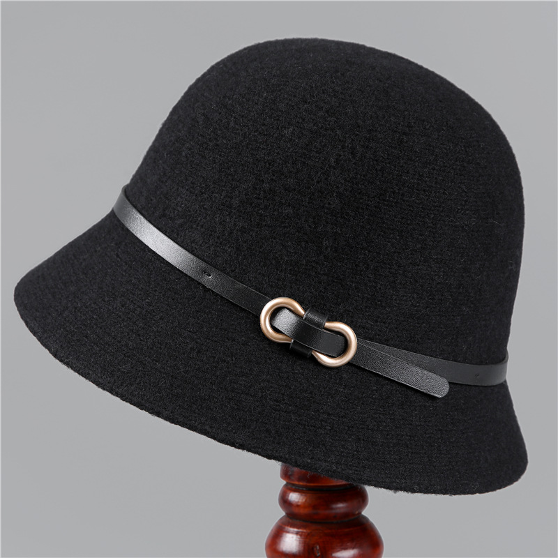 女士帽子秋冬季2023新款时尚羊毛针织帽洋派时髦中老年妈妈单冒子