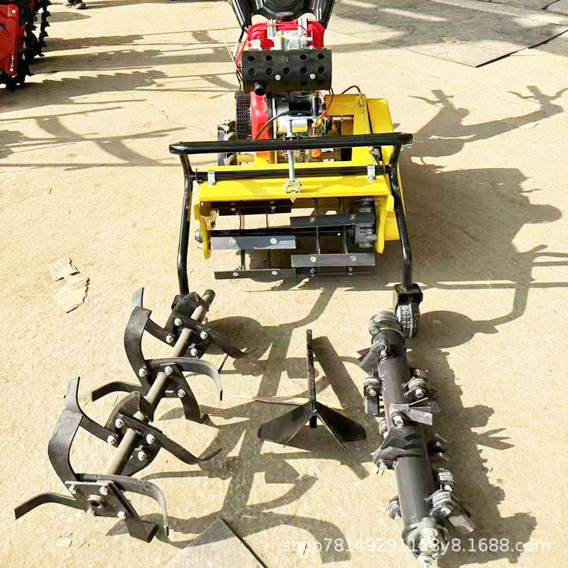 70型柴油四驱锄草机小型家用自走式园林草坪茶园旋耕开沟碎草机