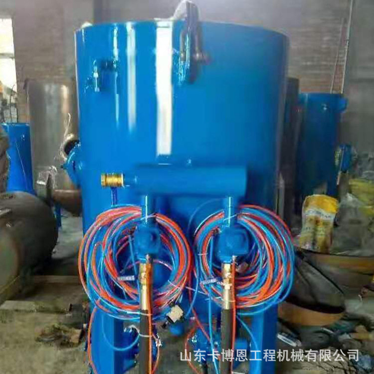 高压喷砂机钢结构户外移动式除锈喷砂机小型移动喷砂罐
