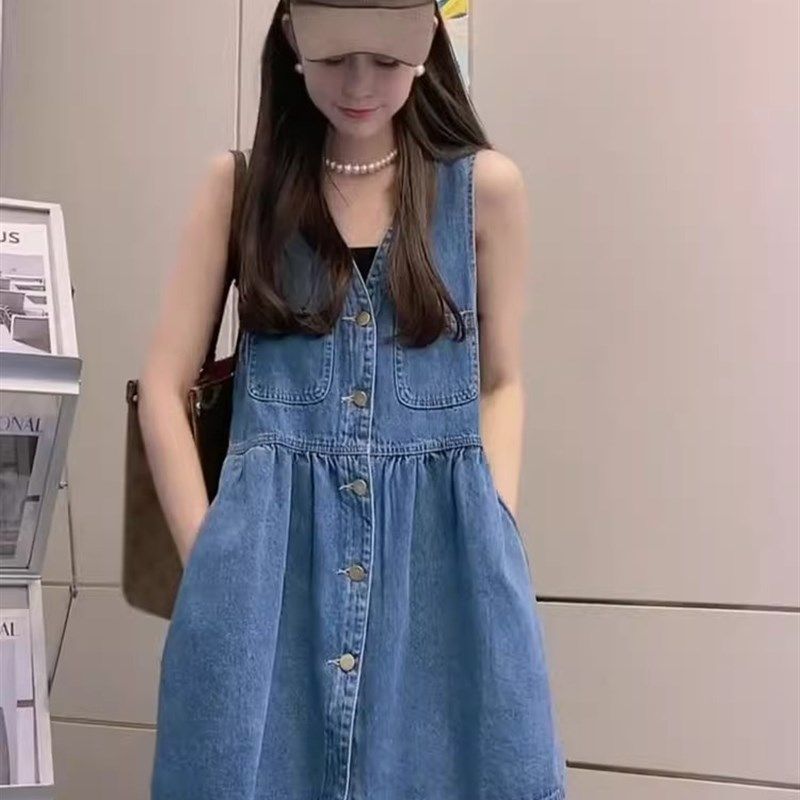 牛仔吊带连衣裙女2024夏季新款宽松显瘦学生小个子短裙百搭背带裙