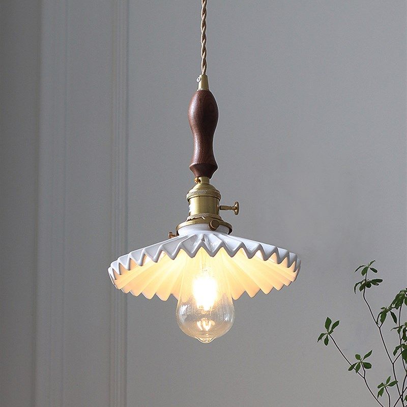 日式胡桃木百褶吊灯美式复古黄铜餐厅吧台玄关橱窗床头陶瓷小吊灯,家装灯饰光源,床头/玄关/吧台/过道吊灯,淘宝优惠券,粉丝福利购,淘宝优惠卷