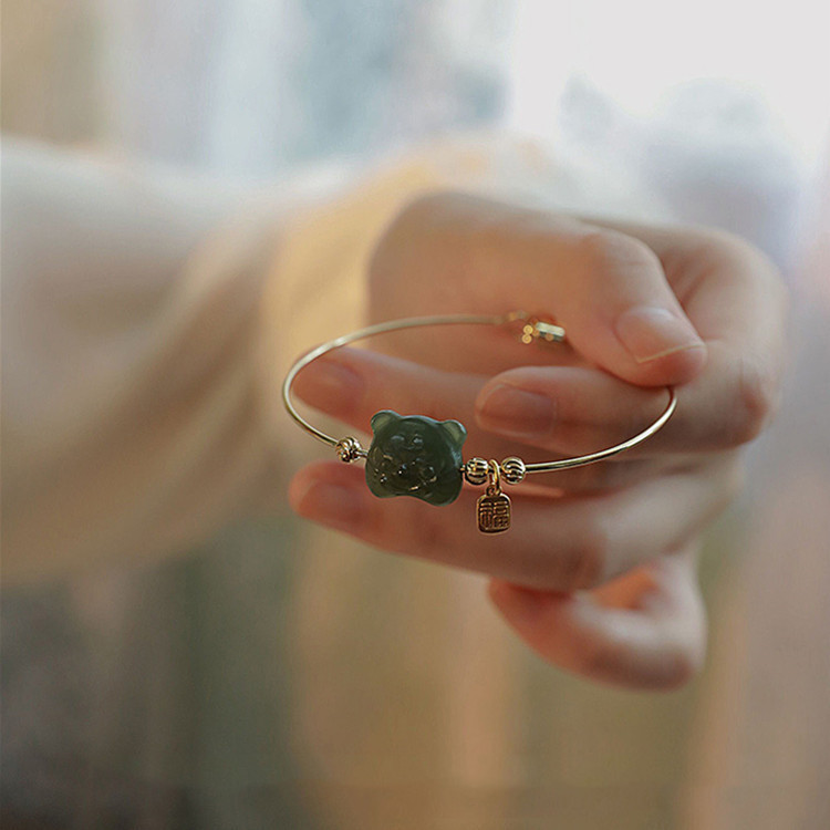 天然虎头王和田玉手镯女ins小众设计个性叠戴闺蜜ins风