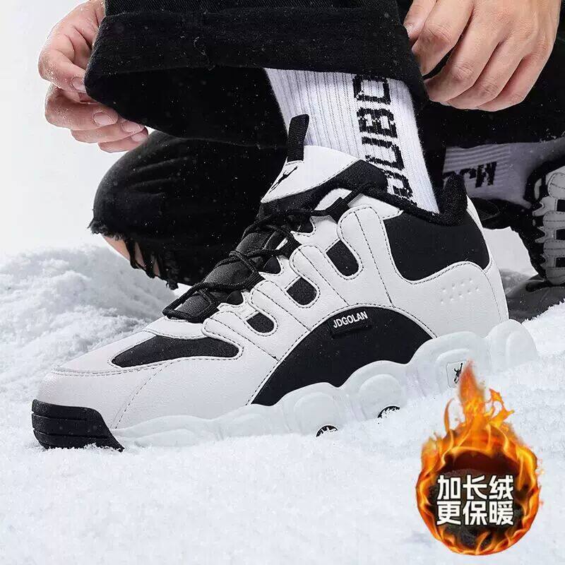 乔丹格兰冬季加绒运动鞋45码加厚保暖男鞋子防滑雪地大棉运动鞋男