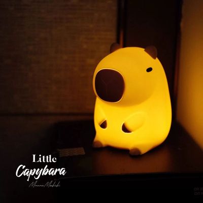卡皮巴拉硅胶小夜灯可充电调光水豚鼠拍拍灯Capybara lamp「