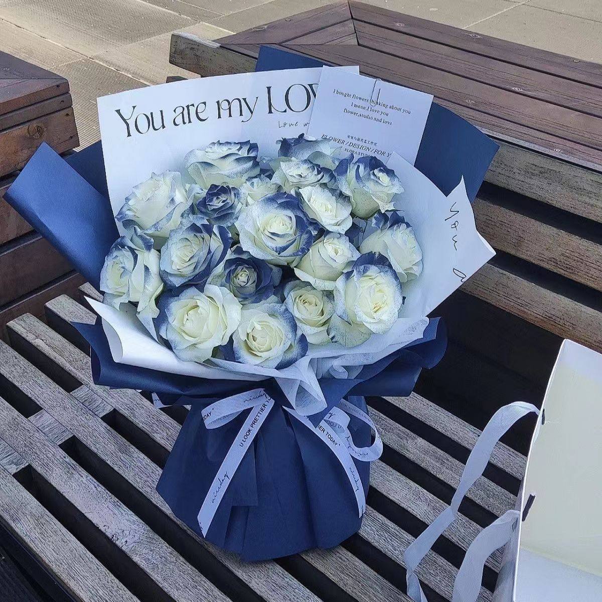 创意花束马耳他蓝玫瑰成品香皂花送男女朋友生日礼物节日装扮网红