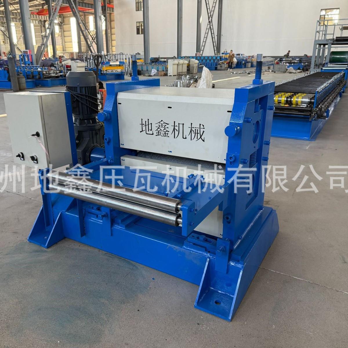 全自动聚氨酯发泡保温板设备 金属雕花板设备 地鑫