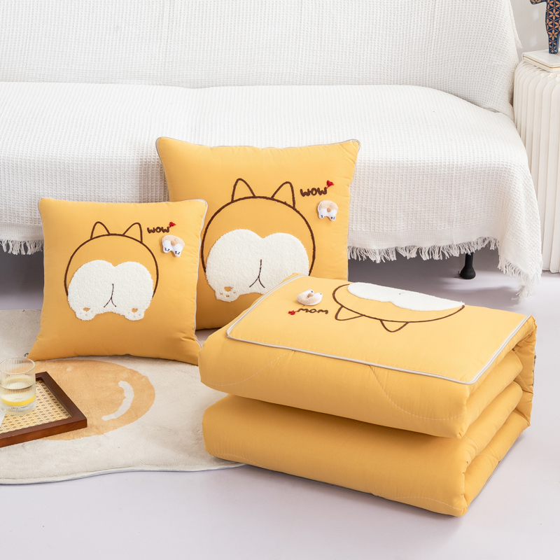 汽车上用抱枕被子两用办公室午休折叠枕头二合Q一车载靠垫四季新