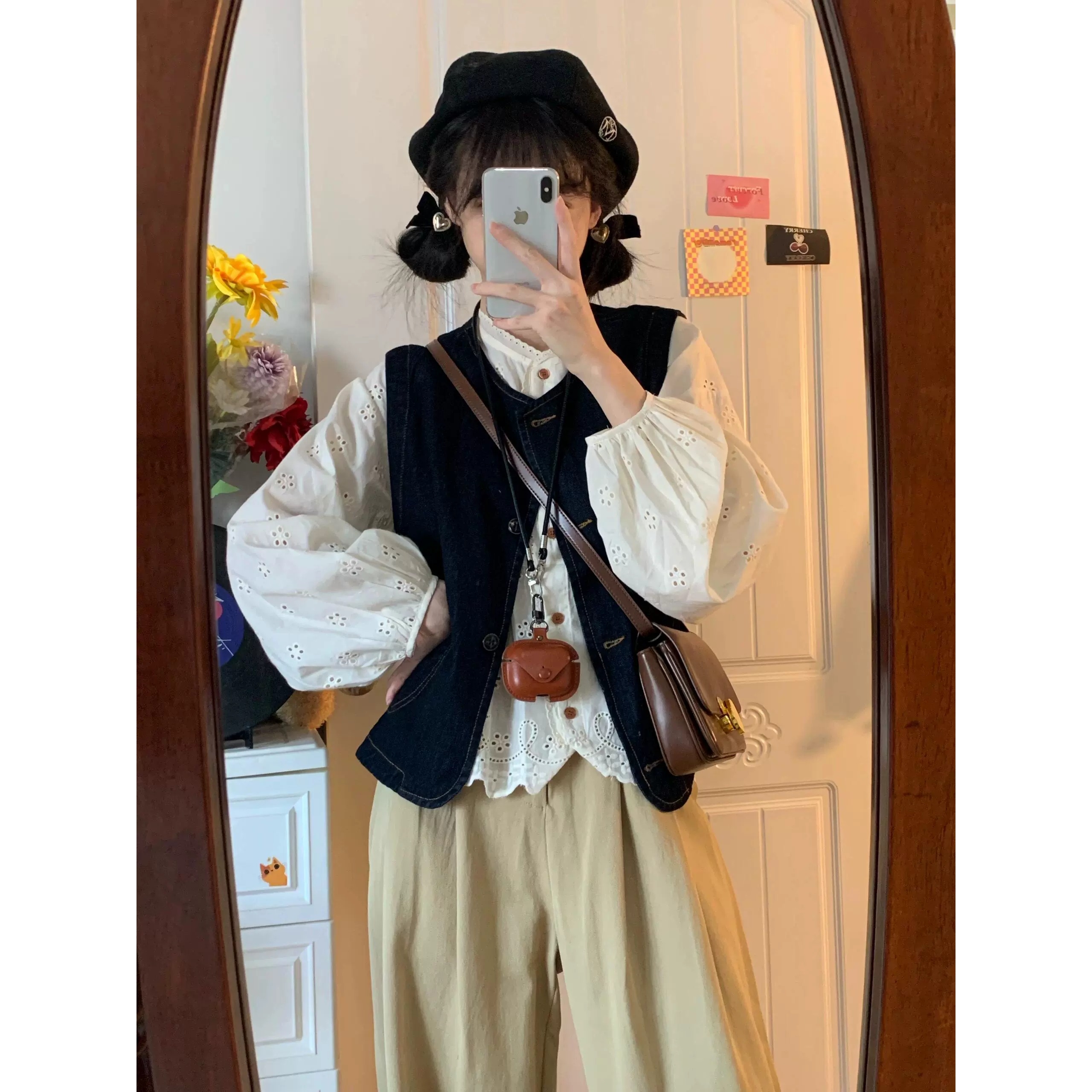 入秋搭配一整套大码盐系穿搭刺绣衬衫叠穿马甲日系复古时尚套装女