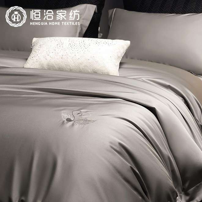 高奢超柔长绒棉四件套纯棉全棉轻奢风天鹅刺绣被套床上用品灰粉色