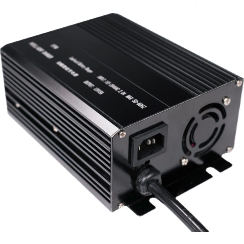 汉姆半电动堆高车充电器 12V 15A充电器 XYM300W充电器12V15A